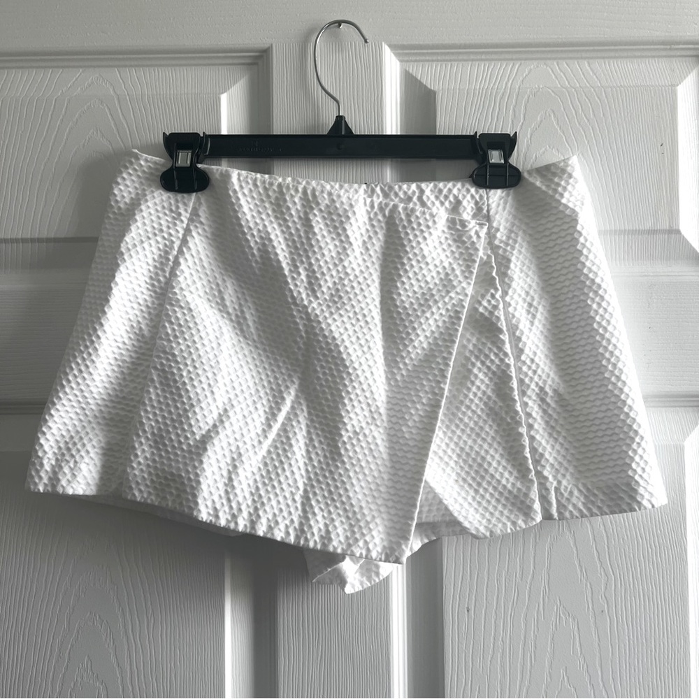 Lilly Pulitzer Skort, short/skirt, 100% cotton, white